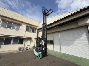 1.5t カウンターフォークリフト｜ユニキャリア FB15-8｜三段フルフリー5m CF26007