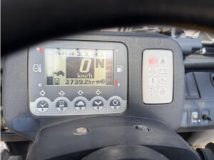 4.5t ディーゼルフォークリフト｜三菱ロジネクスト YDN-F203｜Wタイヤ 揚高4m CF26036