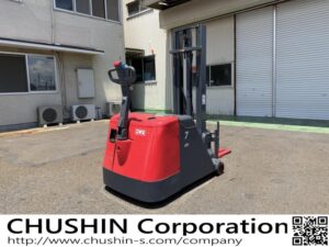 0.7t ウォーキーリフト｜ニチユ FBD7-70-250T｜充電器内蔵AC100V チルト パワステ 揚高2.5m HF26016